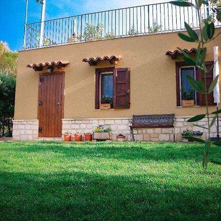 Il Grifo Hotel Ликата Екстериор снимка
