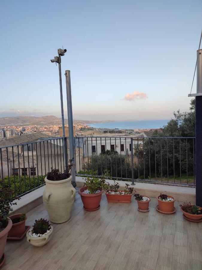 Il Grifo Hotel Ликата Екстериор снимка