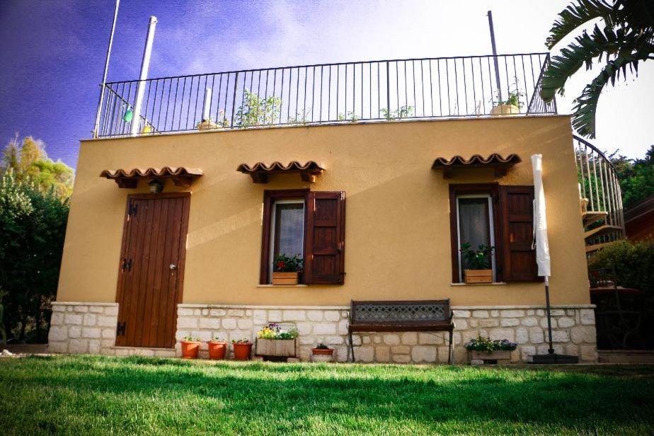 Il Grifo Hotel Ликата Екстериор снимка